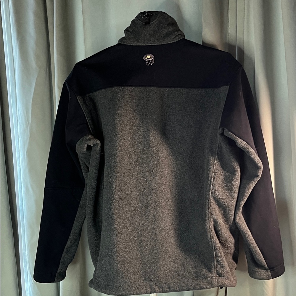 Mountain Hardwear Men's Performance Jacket in Gray and Black - Picture 6 of 10